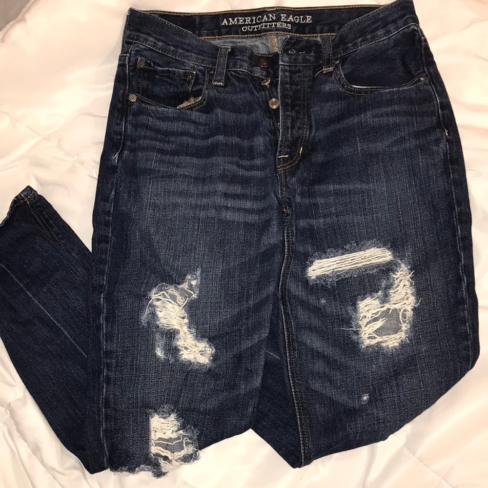 American Eagle distressed mom jeans